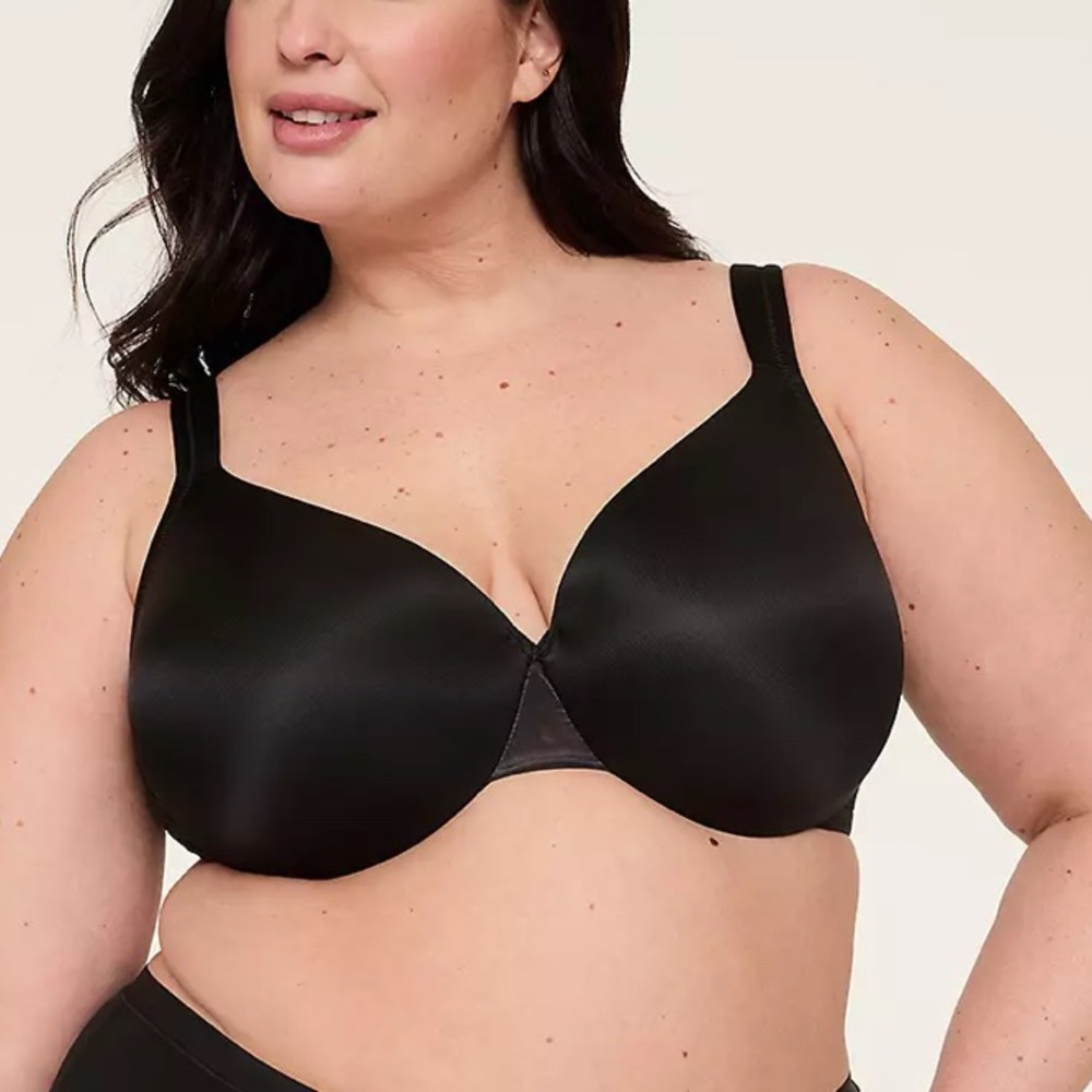 Cacique Smooth Full Coverage‎ T Shirt Bra Size 46DD Underwire Lined Black Satin